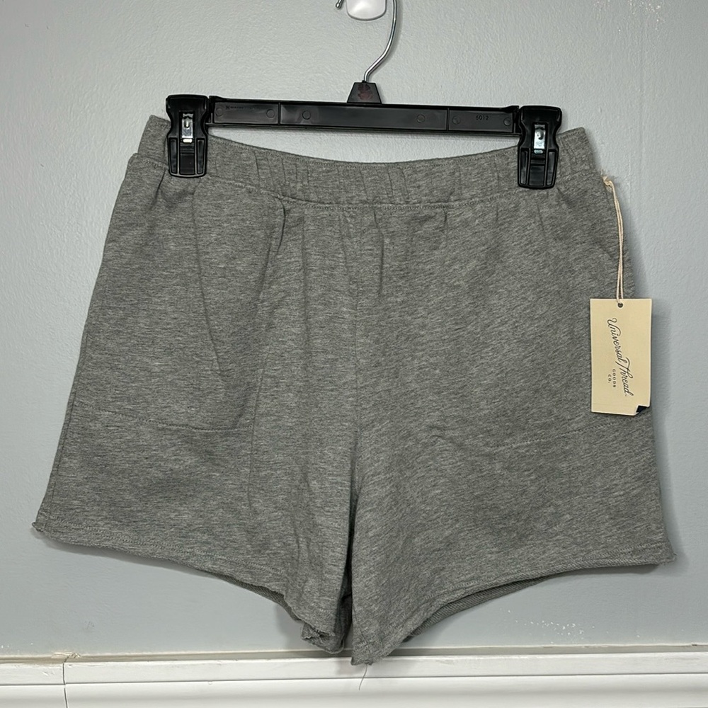 Universal Thread Comfy Gray Sweat Shorts with pockets Size XS - Picture 1 of 5